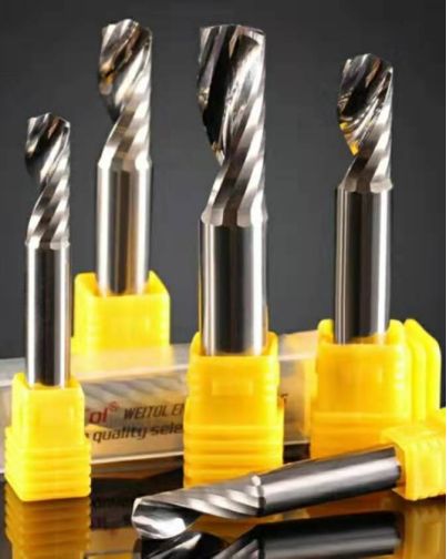 數(shù)控機(jī)床刀具的簡要分類及應(yīng)用